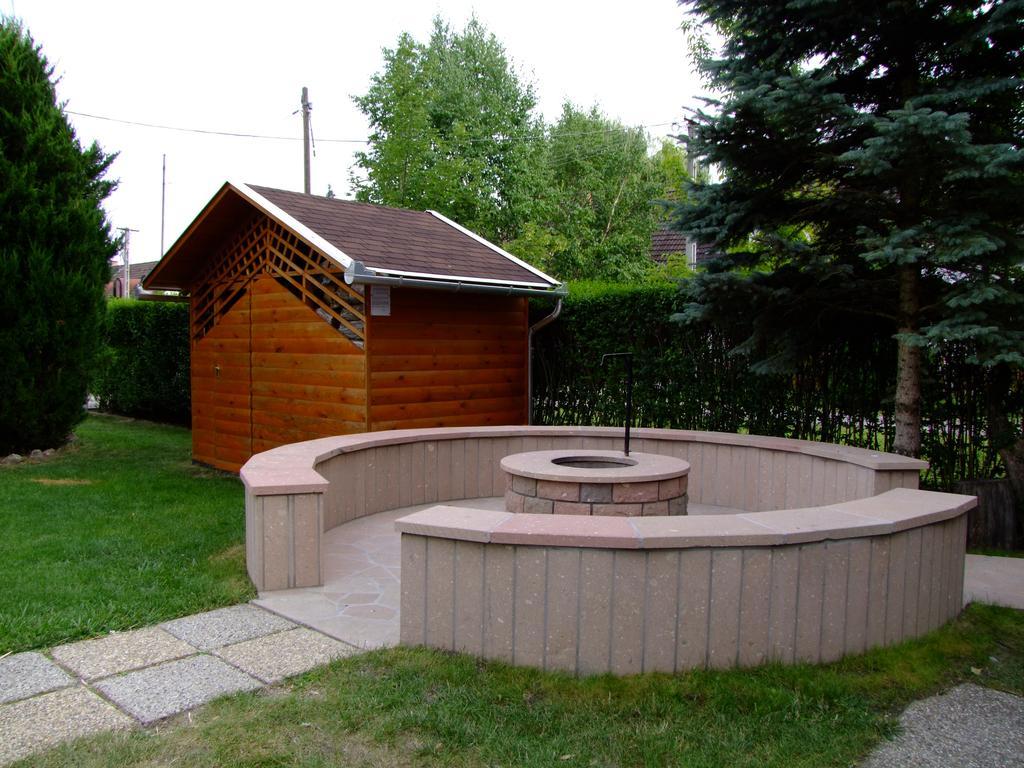 Rajna Apartmanhaz Bogacs Exterior photo