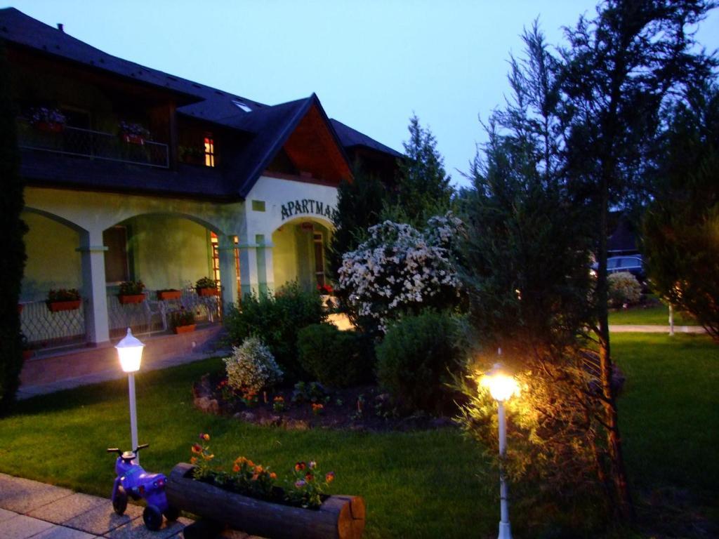 Rajna Apartmanhaz Bogacs Exterior photo